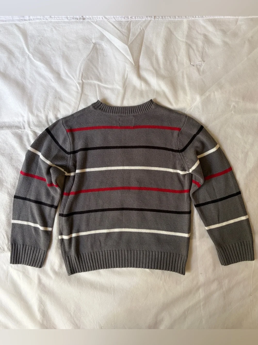 The Children’s Place Boys Girls Size 5/6 Gray Striped Crewneck Sweater Red Black